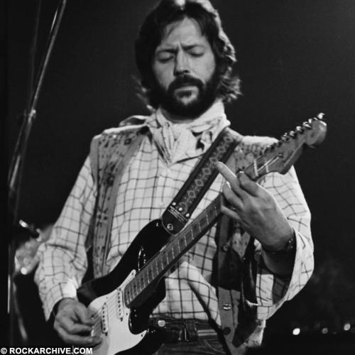 571338980_eric-clapton-ec001basc.jpg